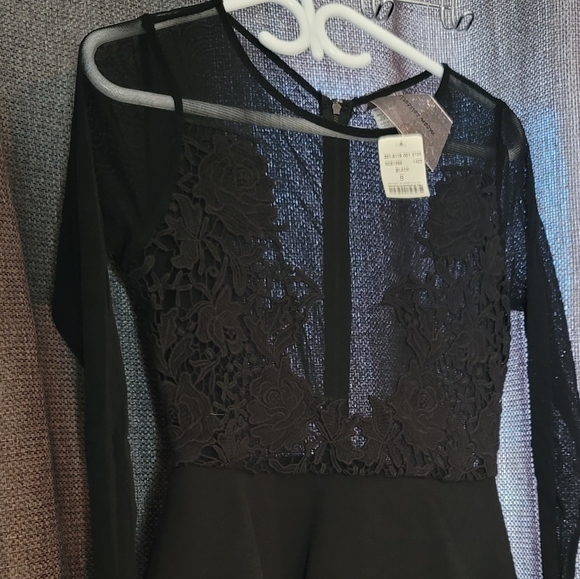 Mendocino moon collection embroidered lace dress - Picture 9 of 14